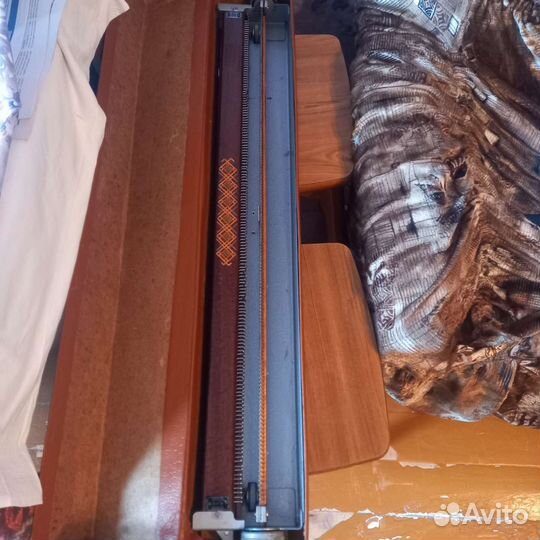 Вязальная машинка Чернивчанка