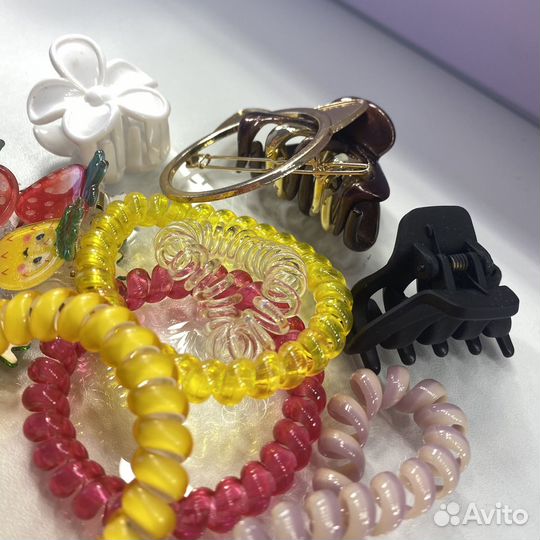 Набор резинок и заколок для волос