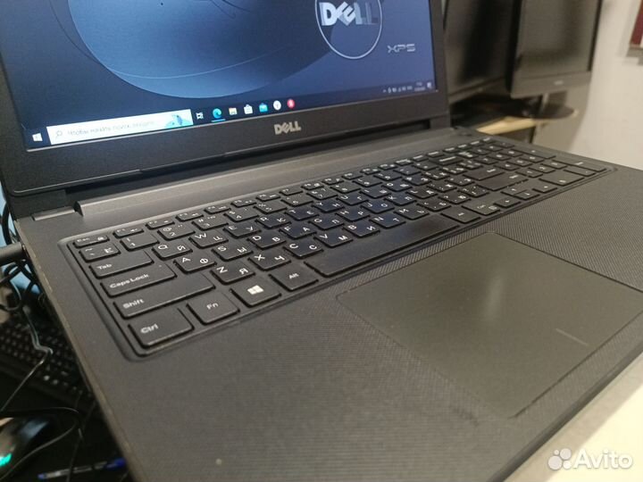 Ноутбук Dell vostro 15.6