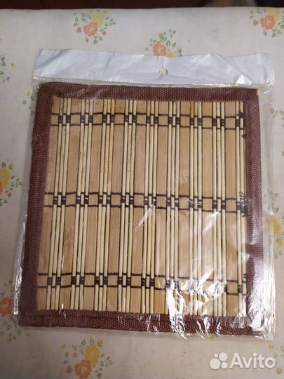 Подставки под горячее (салфетки). Дерево (соломка)