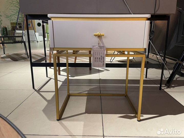 Тумбочка прикроватная из Европы (премиум)