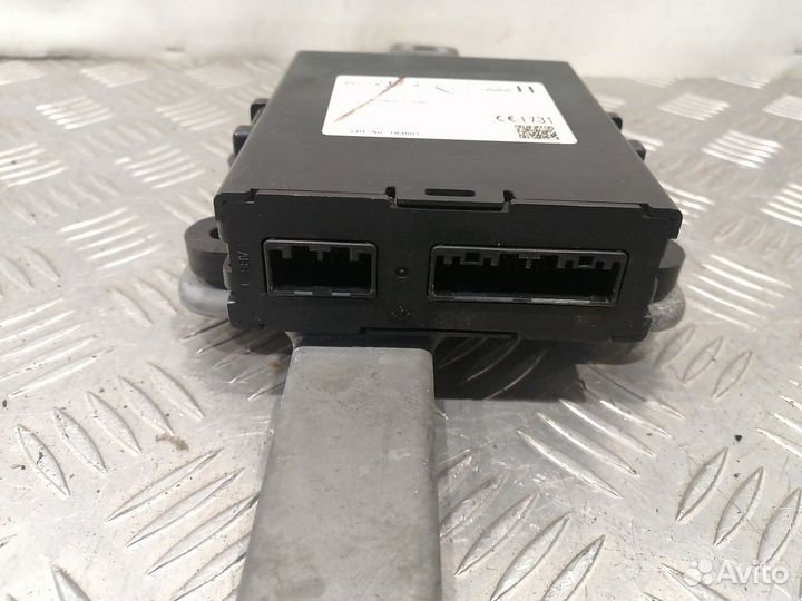 Блок электронный Mitsubishi Pajero Sport