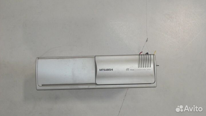 Проигрыватель CD/DVD Mitsubishi Pajero / Montero
