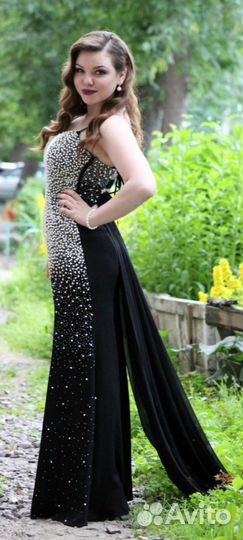 Вечернее платье