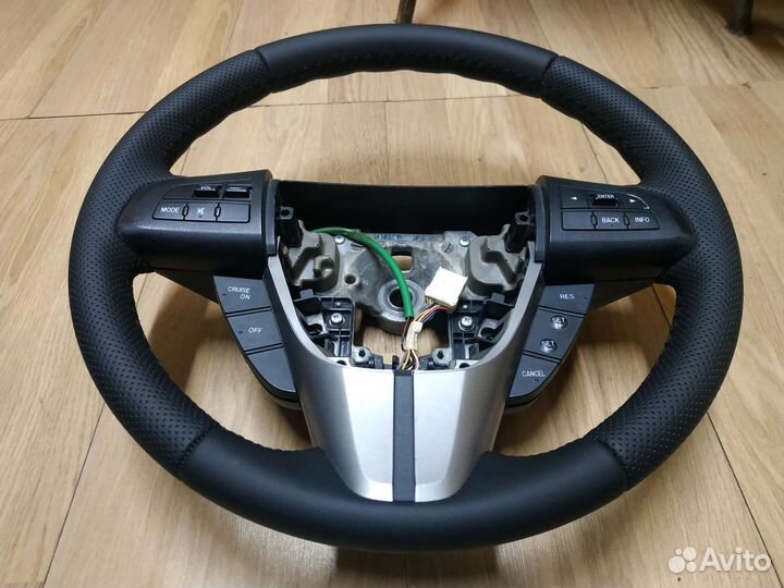 Руль mazda cx 7 с кнопками круиза