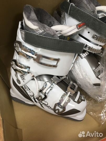 Горнолыжные ботинки