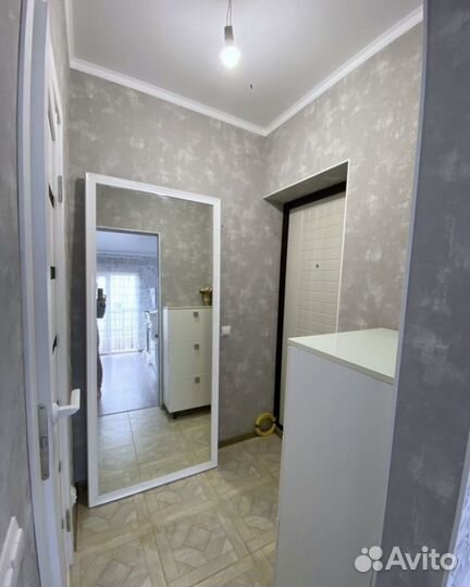 Зеркало напольное бу