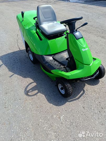 Садовый газонокосилка райдер