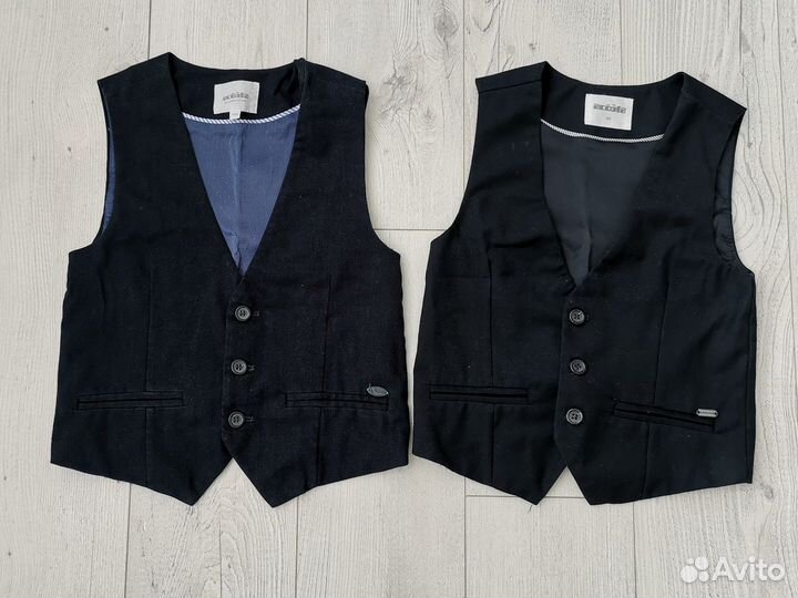 Жилетки школьные 3 штуки на рост 128 см