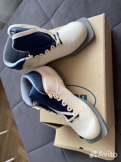 Лыжные ботинки Botas cross