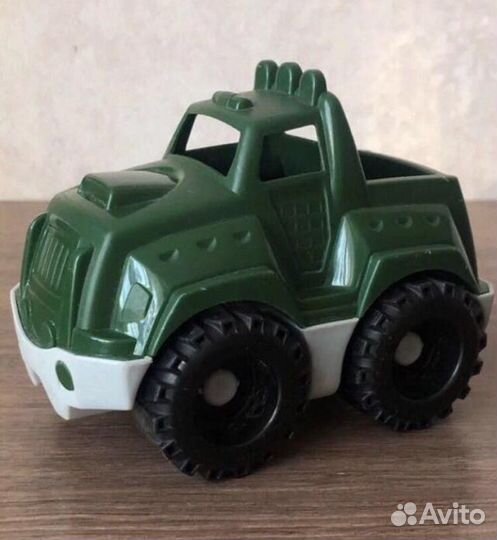 Набор машинок