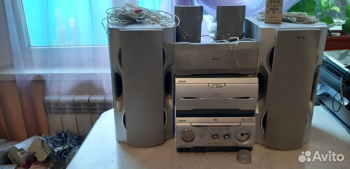 Музыкальный центр sony
