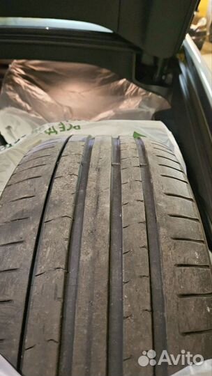Pirelli P Zero PZ4 245/40 R20 и 275/35 R20