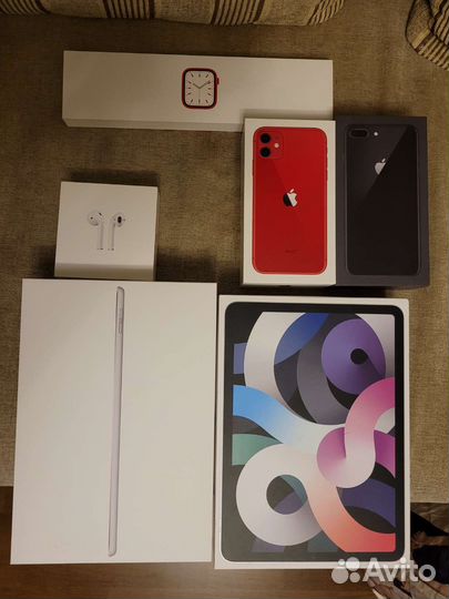 Коробки от техники Apple