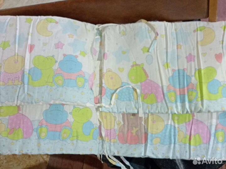 Бортики в кроватку