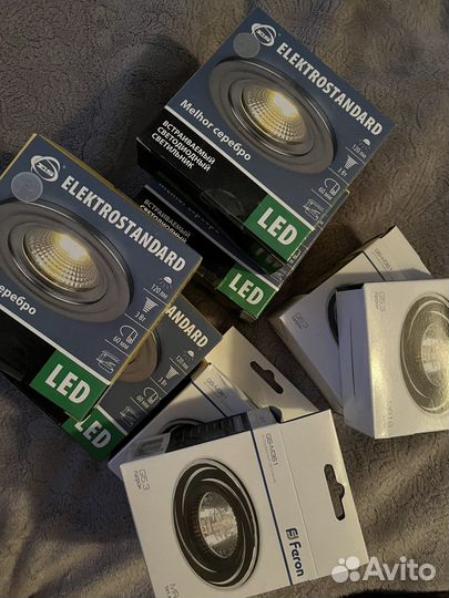 Светильник потолочный встраиваемый