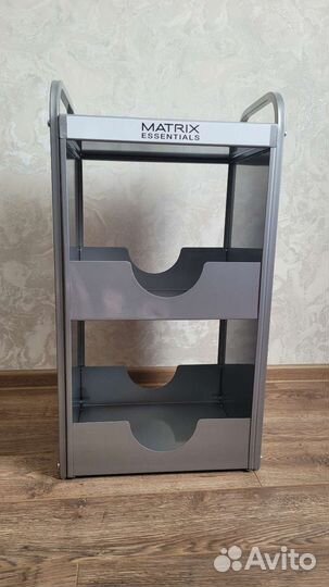 Тележка парикмахерская новая в упаковке