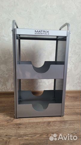 Тележка парикмахерская новая в упаковке