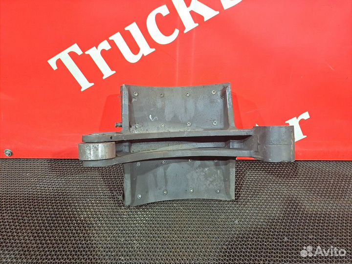 Колодка тормозная передняя