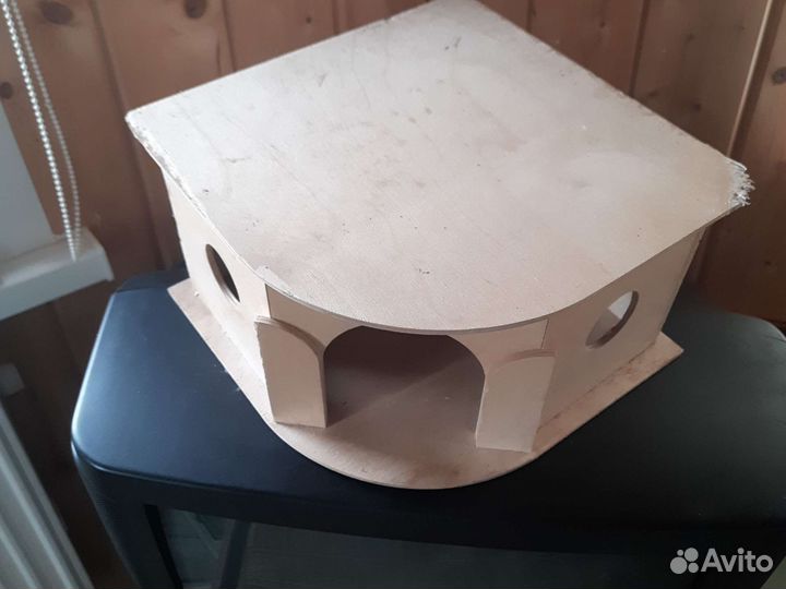 Домик поилки,миски