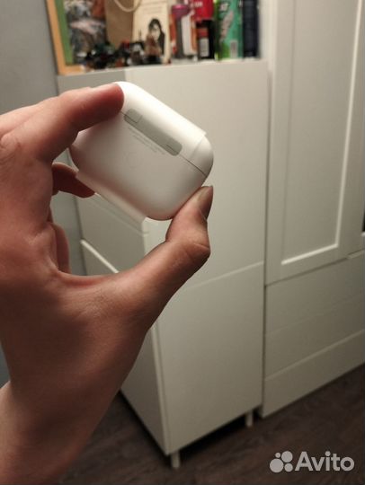 Airpods Pro с шумоподавлением + чехол