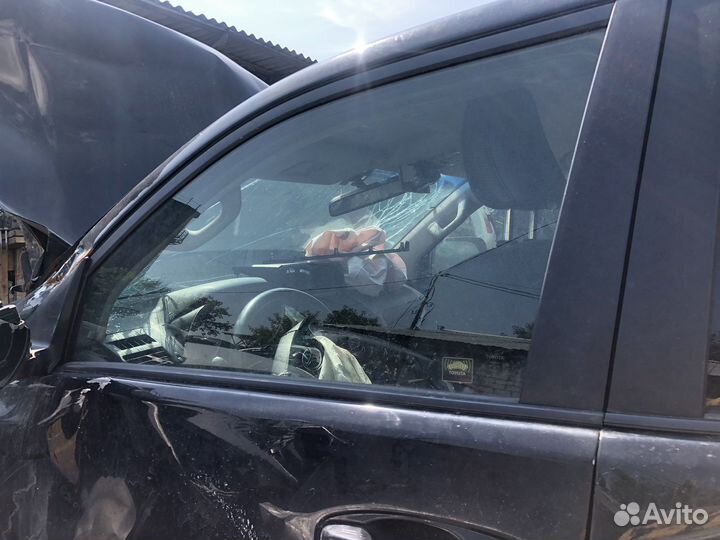 Стекло переднее правое левое тойота прадо 150