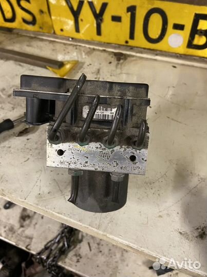 Блок ABS Land Rover Discovery 3