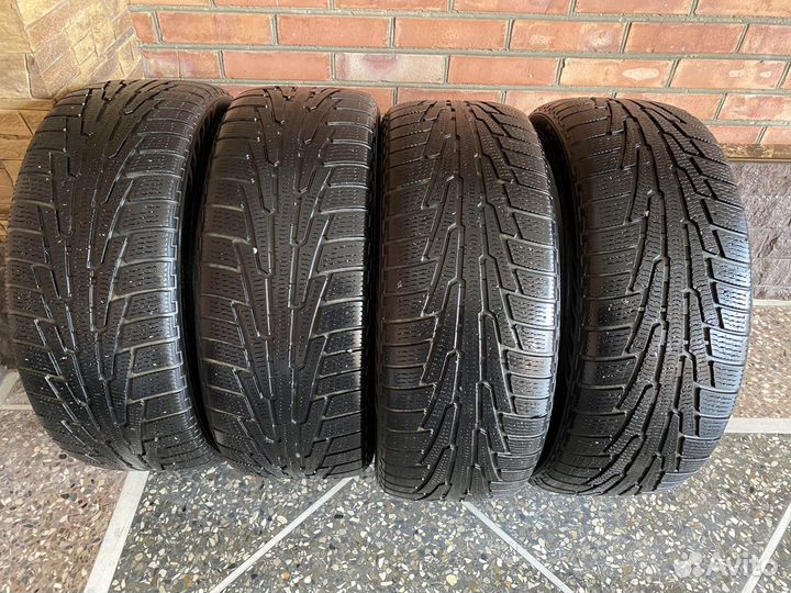 Nokian Tyres Hakkapeliitta 9 265/45 R21