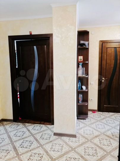 2-к. квартира, 58 м², 4/5 эт.