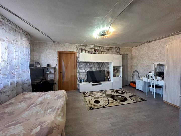 2-к. квартира, 42 м², 2/4 эт.