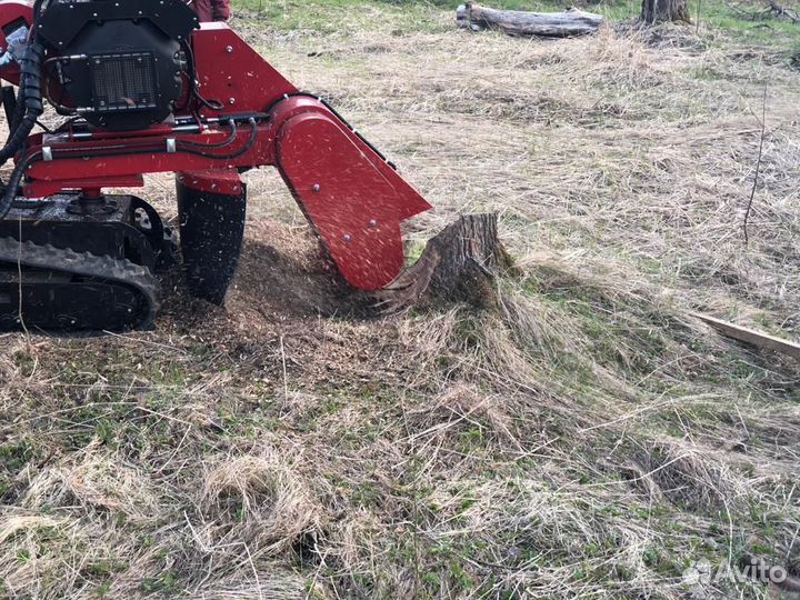 Измельчитель пней самоходный