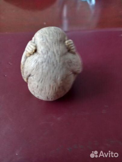 Нэцке обезьяна