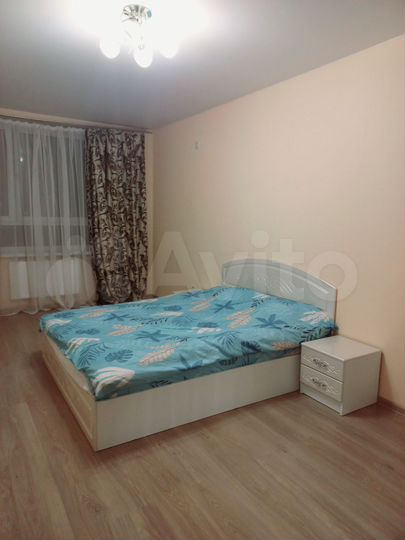 Комната 35 м² в 1-к., 20/22 эт.