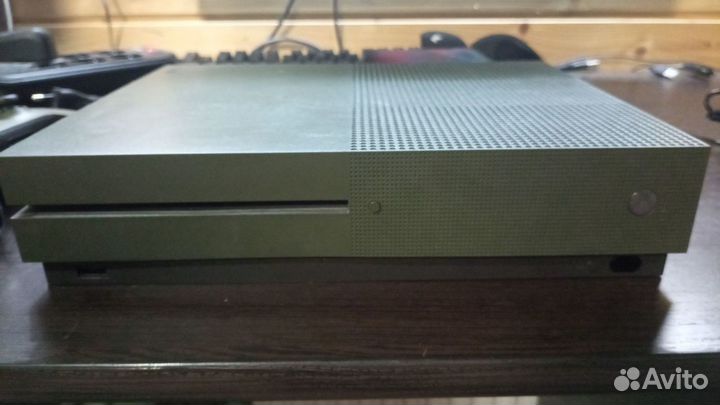 Игровая приставка xbox one s 1tb