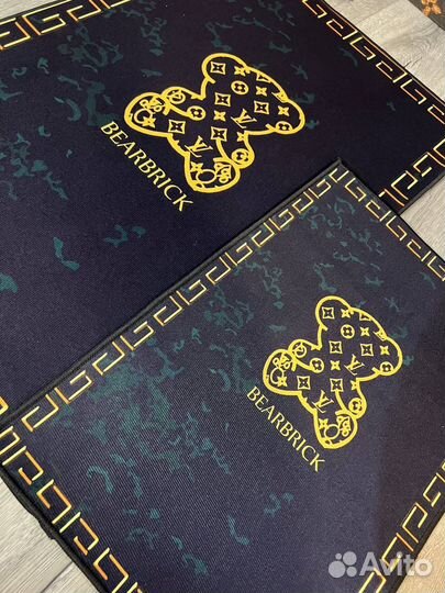 Коврик 2 в 1 kaws