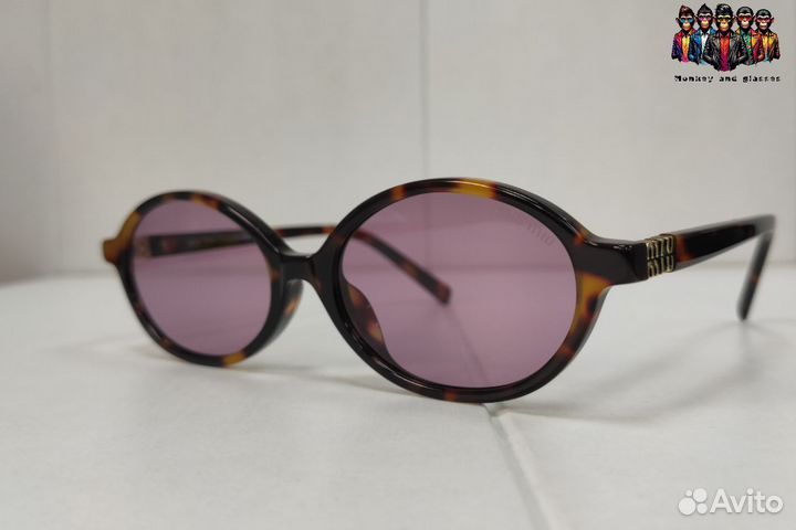 Солнцезащитные очки женские Miu Miu