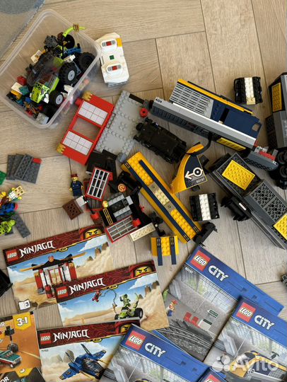 Lego City поезд 60197, Lego technic 42095,ninjago