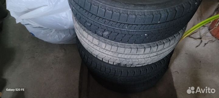 Bridgestone Blizzak Ice 185/65 R15