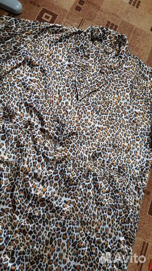 Халат новый шёлковый р.52 54