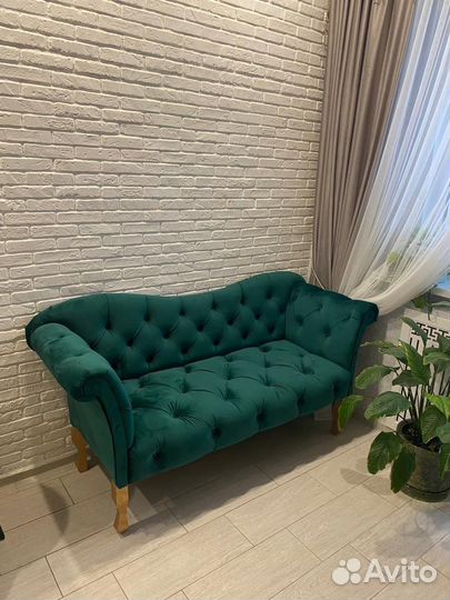 Диван в любом цвете. Диван для салона красоты