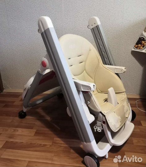 Стульчик для кормления nuovita