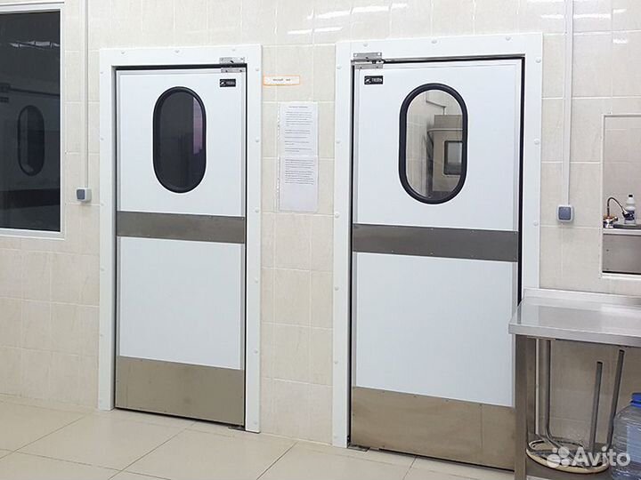 Маятниковые двери