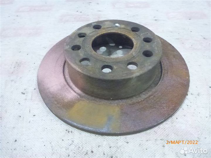 Диск тормозной задний Volkswagen Golf 5K1 cgga