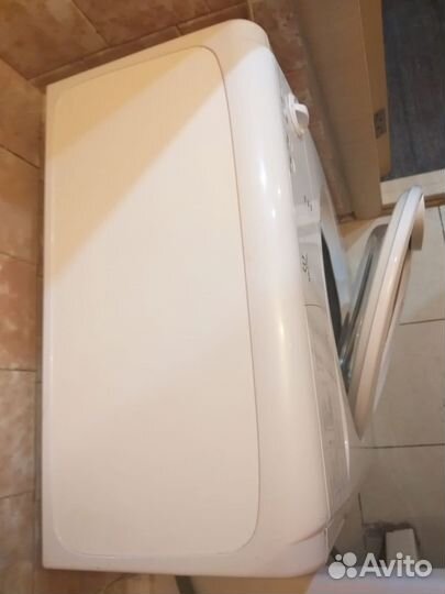 Стиральная машина indesit 5кг