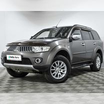 Mitsubishi Pajero Sport 2.5 AT, 2011, 218 065 км, с пробегом, цена 1 340 000 руб.