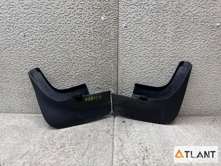 Брызговик задний toyota platz