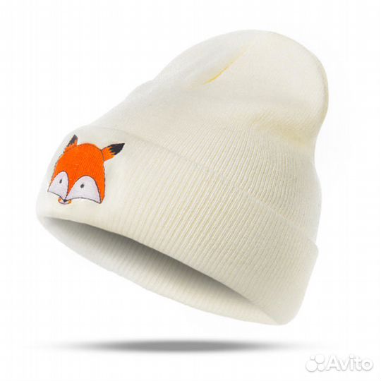 Шапка с рисунком лисички (новая)