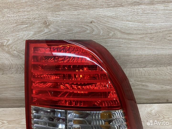 Фонарь задний правый Kia Sportage 2 дорест 111888