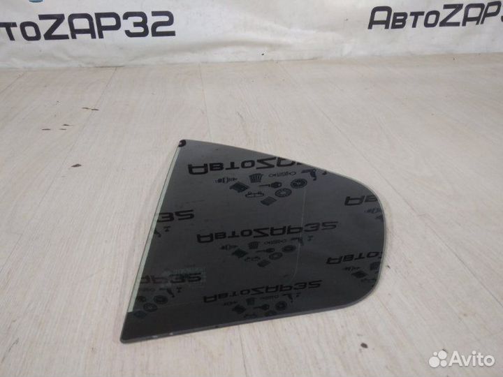 Форточка двери задняя левая Renault Logan L8