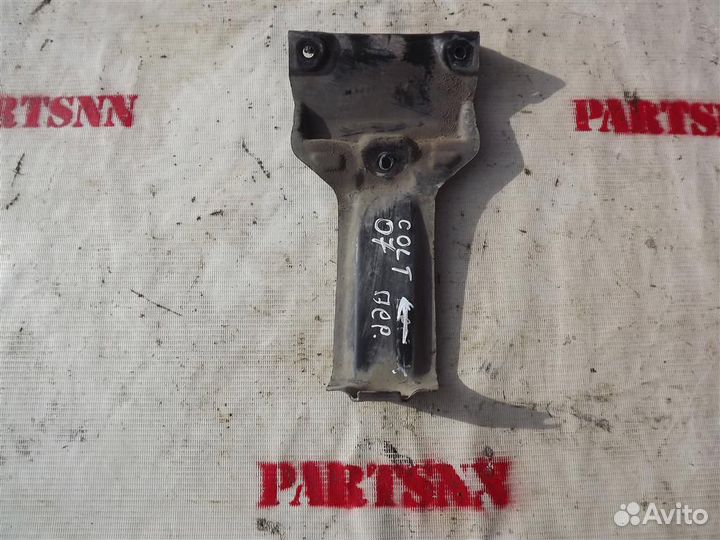 Панель передняя Митсубиши Кольт (Z3)